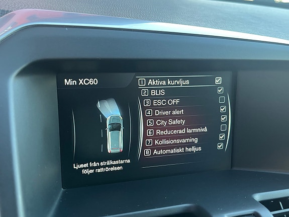 Volvo XC60 22 of 29