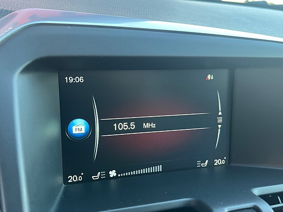 Volvo XC60 23 of 29