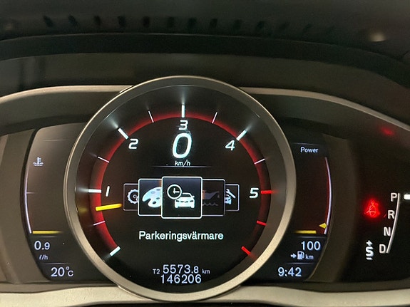 Volvo XC70 13 of 30