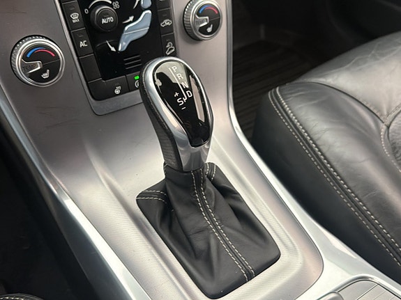 Volvo XC70 24 of 30