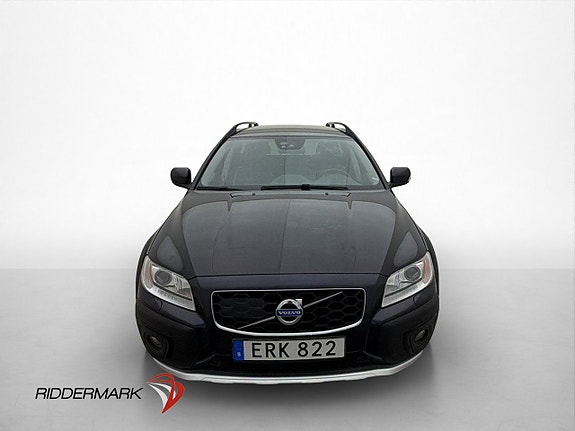 Volvo XC70 2 of 30