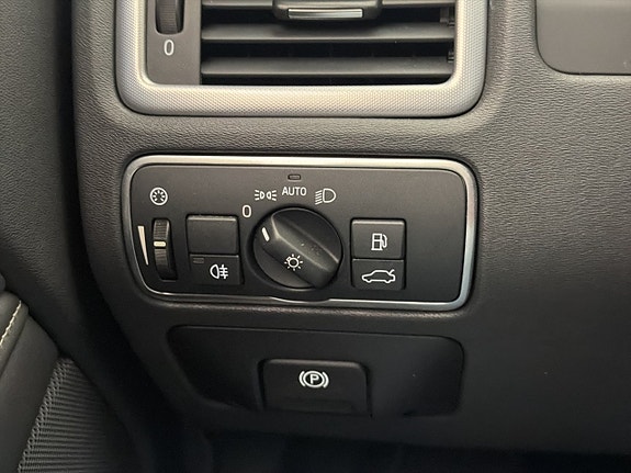 Volvo XC70 25 of 30