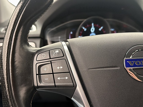 Volvo XC70 19 of 30