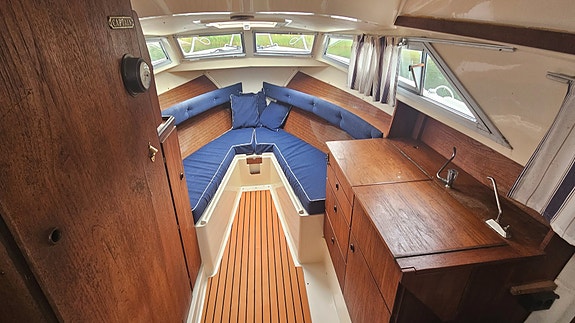 Fairline 23 Holiday familjebåt till höstpris 4 of 7