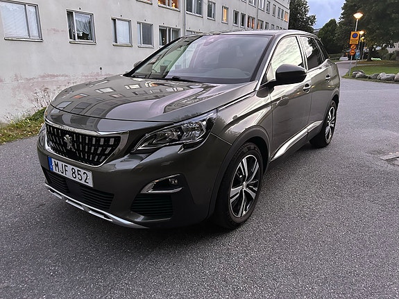 Peugeot 3008 3 of 4