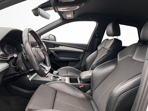 Audi Q5 12 of 30