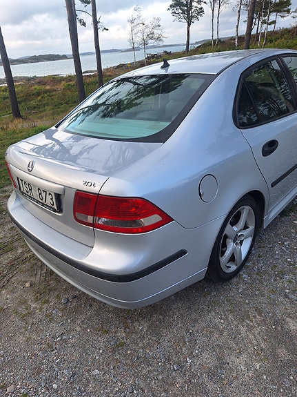 Saab 9-3 2 of 7