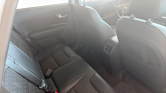 Kia Niro 5 of 12