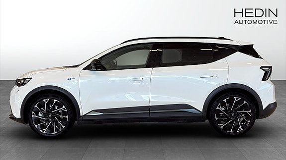 Renault Scenic E-Tech 6 of 12