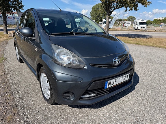 Toyota Aygo 6 of 13