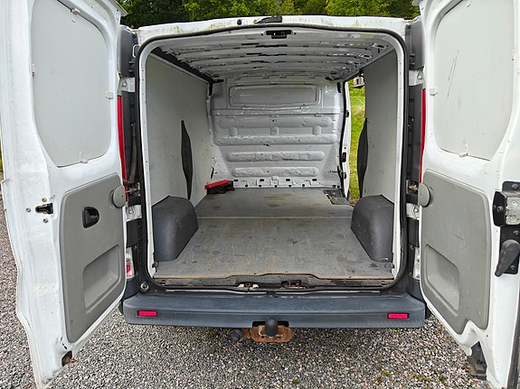 Renault Trafic 5 of 5