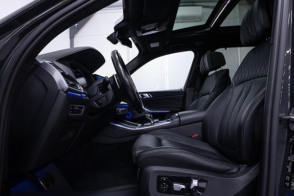 BMW X5 11 of 30