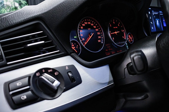 BMW 520d 18 of 30
