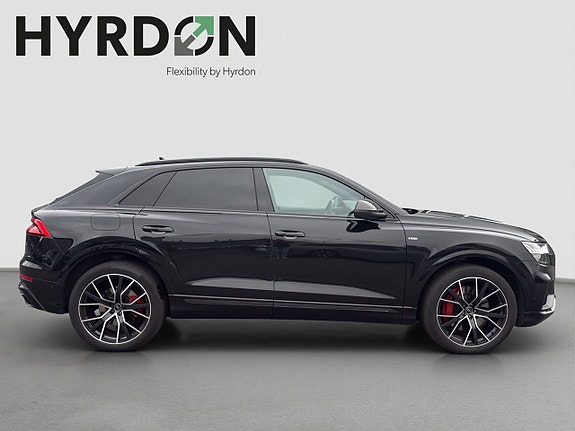 Audi Q8 7 of 17