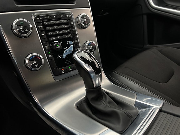 Volvo S60 18 of 24