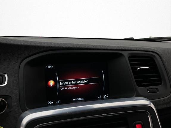 Volvo S60 16 of 24