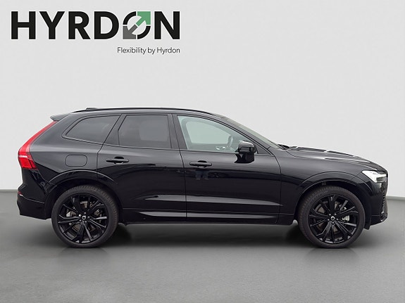 Volvo XC60 8 of 15