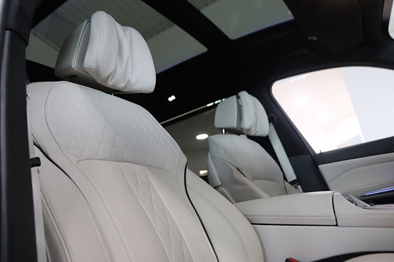 BMW X7 5 of 7