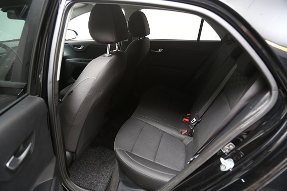 Kia Rio 21 of 22