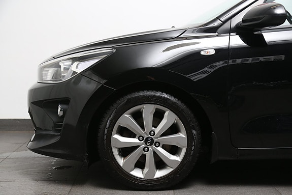Kia Rio 8 of 22