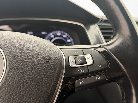 Volkswagen Tiguan 18 of 29