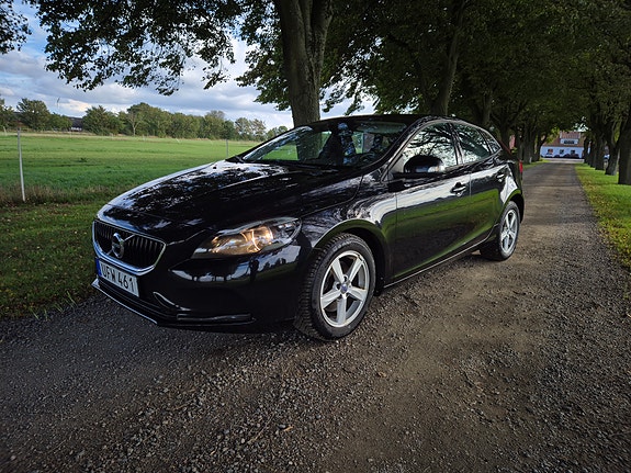 Volvo V40 6 of 10