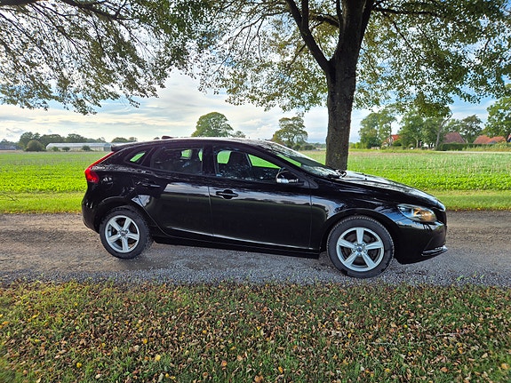 Volvo V40 5 of 10