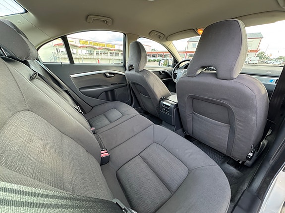 Volvo S80 8 of 14