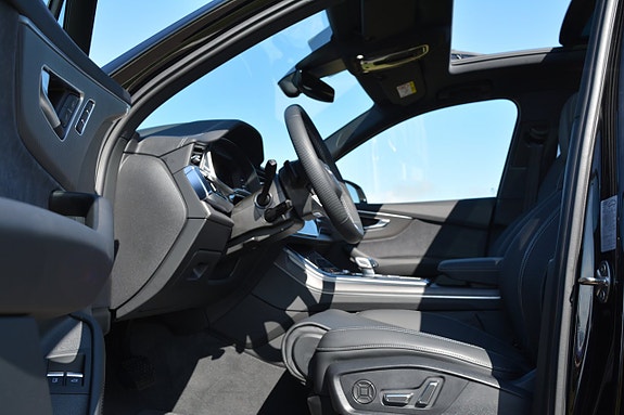 Audi Q7 19 of 30