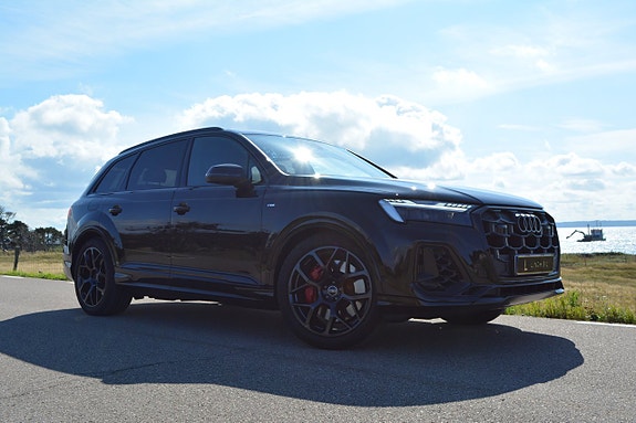 Audi Q7 8 of 30