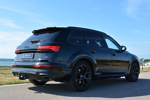 Audi Q7 6 of 30