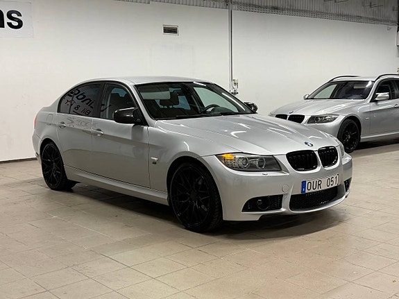 BMW 320d 6 of 12