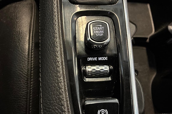 Volvo XC90 24 of 29