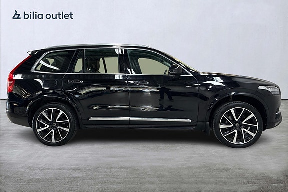 Volvo XC90 5 of 29