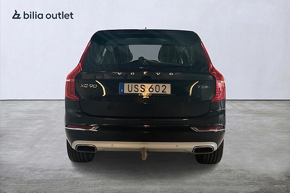 Volvo XC90 7 of 29