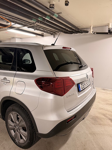 Suzuki Vitara 8 of 28