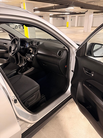 Suzuki Vitara 11 of 28