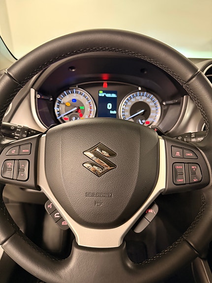 Suzuki Vitara 16 of 28