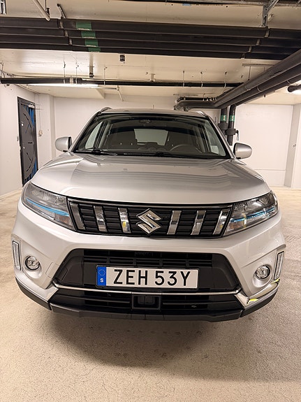 Suzuki Vitara 3 of 28