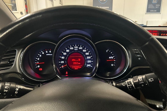 Kia Ceed 17 of 22