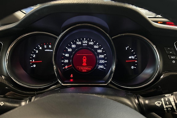 Kia Ceed 18 of 22