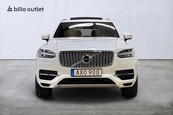 Volvo XC90 3 of 30