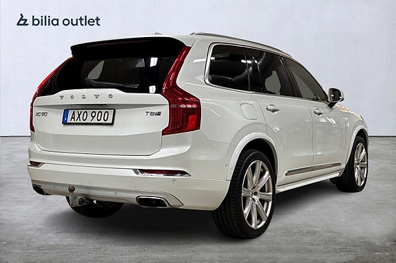 Volvo XC90 6 of 30