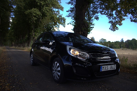 Kia Rio 5 of 9