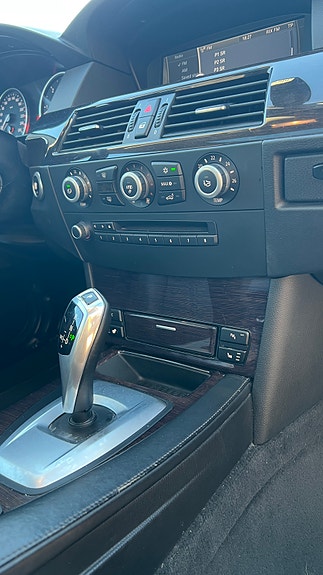 BMW 525d 6 of 13