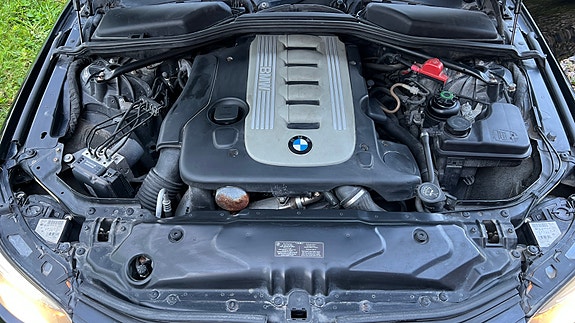 BMW 525d 13 of 13