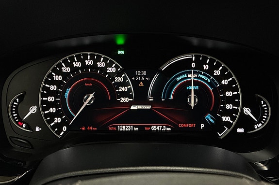 BMW 530e 17 of 28