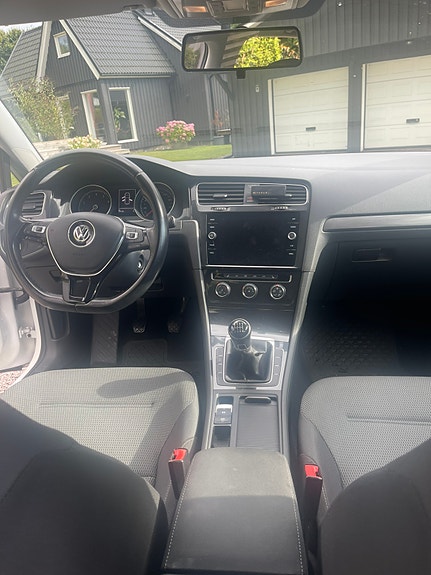 Volkswagen Golf VII 4 of 5
