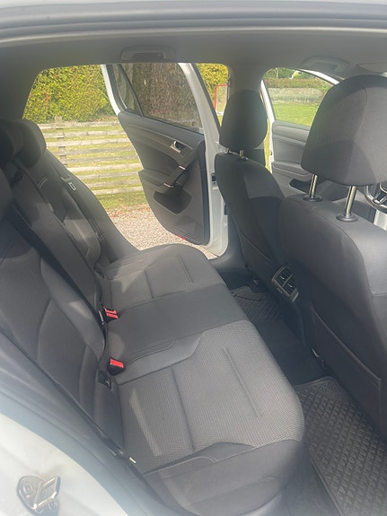 Volkswagen Golf VII 3 of 5