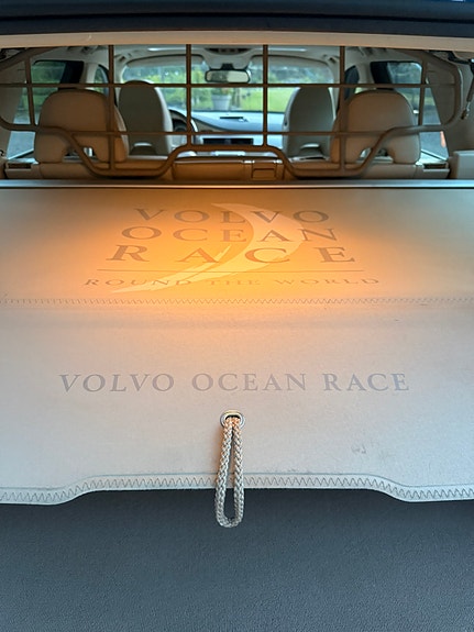 Volvo XC70 12 of 14